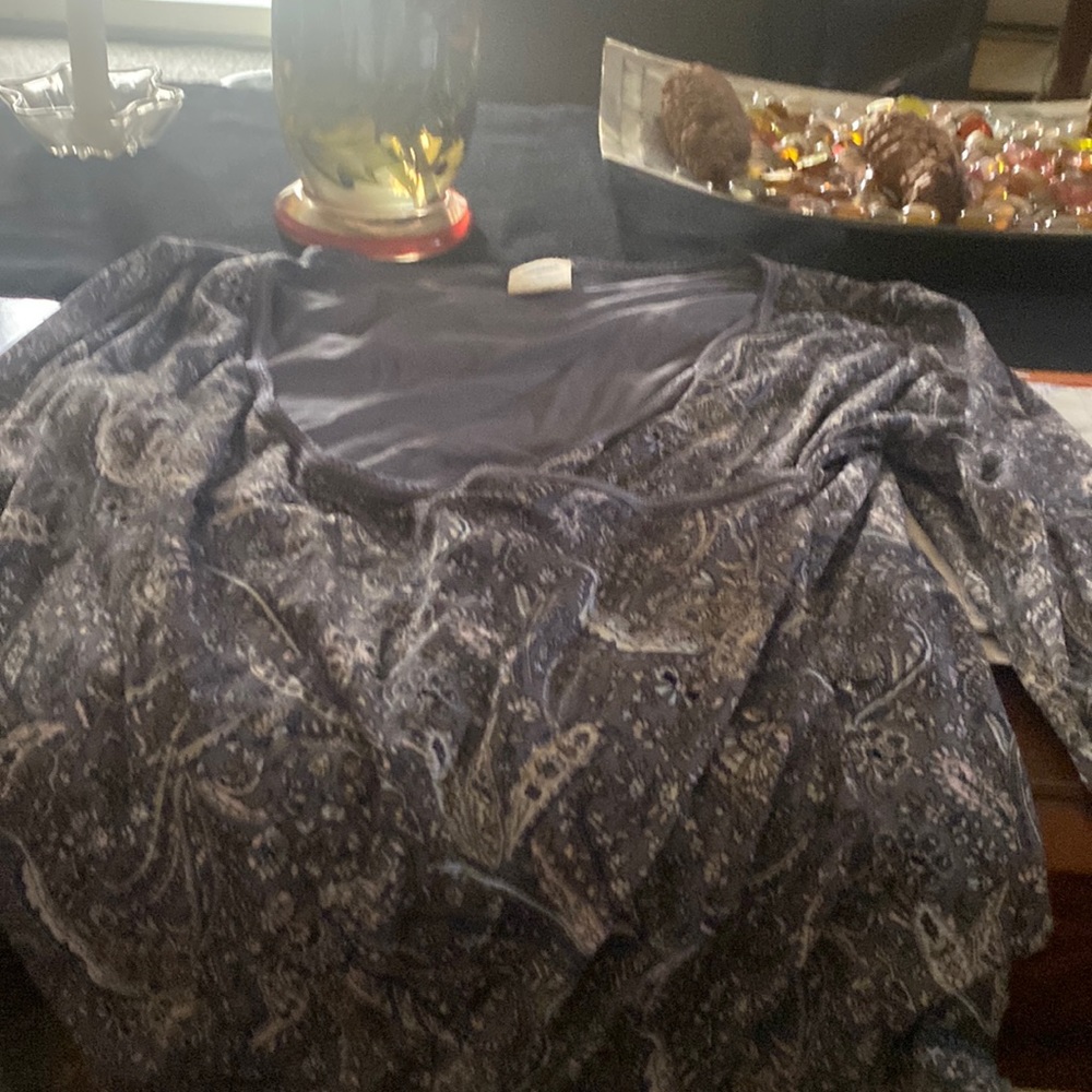 Old Navy top